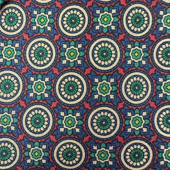 Christopher Hayes Men's Necktie Multicolored Mandala Paisley Print 100% Silk - Picture 2 of 7